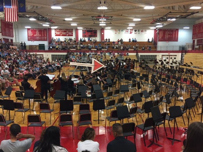 22 02 orch concert arrow