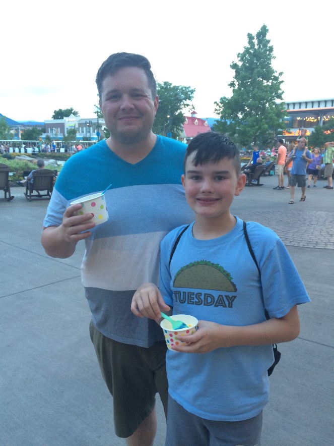 29 22 vacation island ice cream